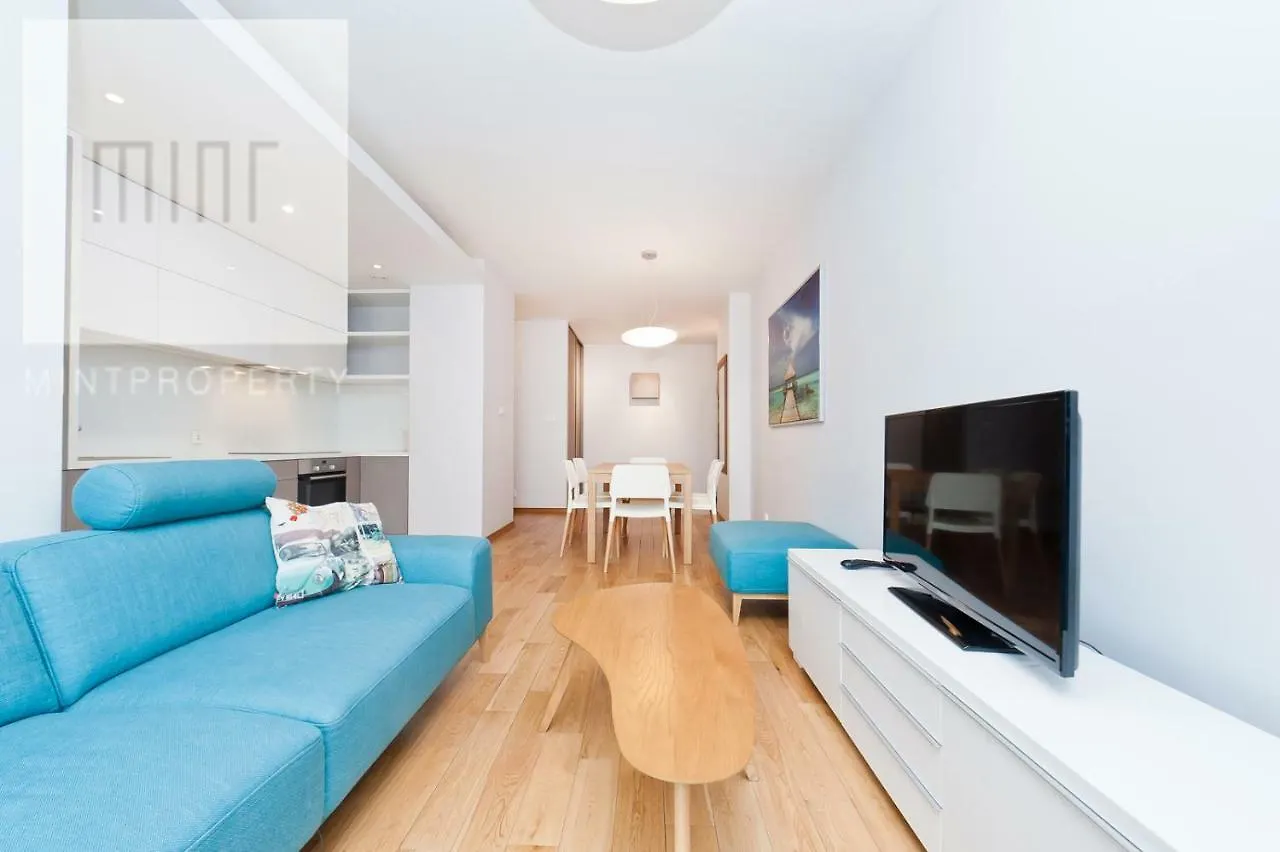 Apartment Charming And Bright- Golden Apartments- Old Town