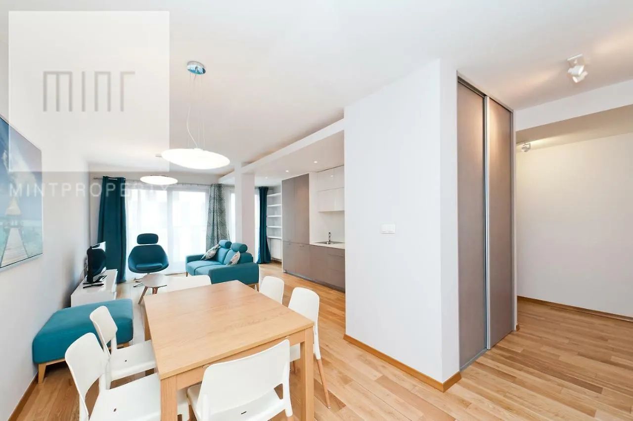 Apartment Charming And Bright- Golden Apartments- Old Town