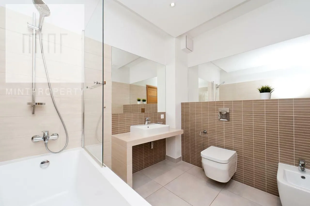 Charming And Bright- Golden Apartments- Old Town Polsko